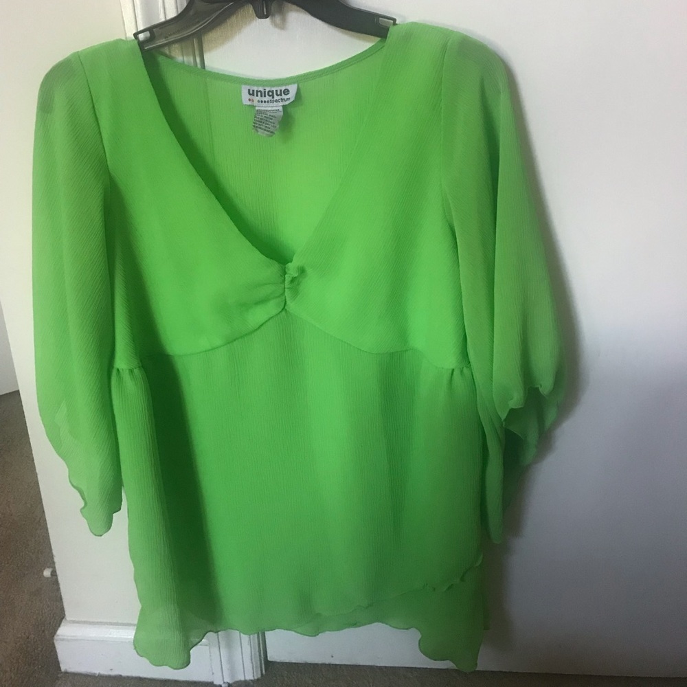 Dressy blouse with v neck design
